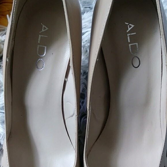 Aldo Women's  Pointed Toe Heels size 8 - Picture 5 of 8